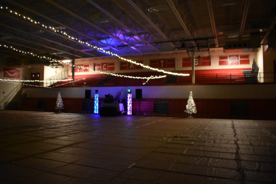 Gym decorated for homecoming