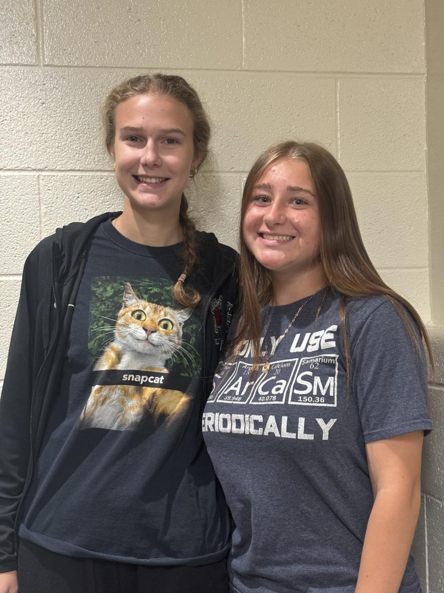 Madi_&_Macie